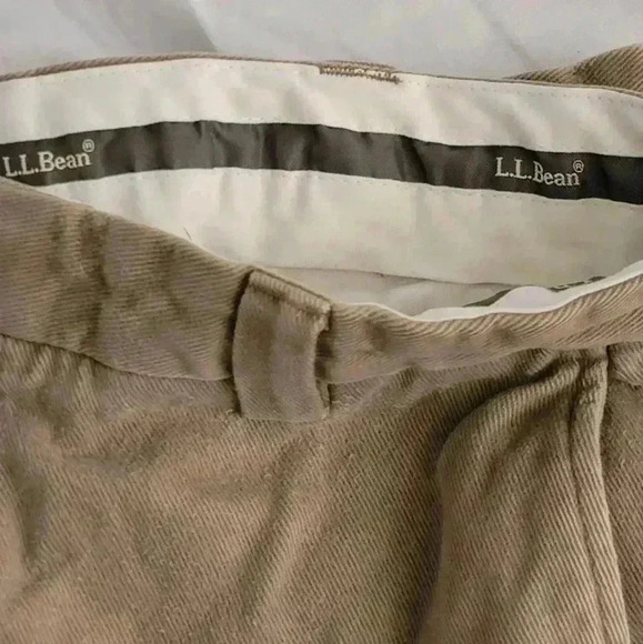 L.L. Bean Men's Khakis 36/32 - Picture 5 of 6